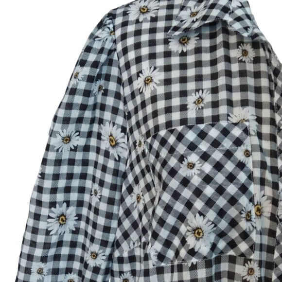 Torrid Daisy Kimono Duster - Picture 8 of 13